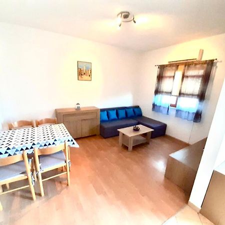 Apartments Belic With Pool Єлса Екстер'єр фото