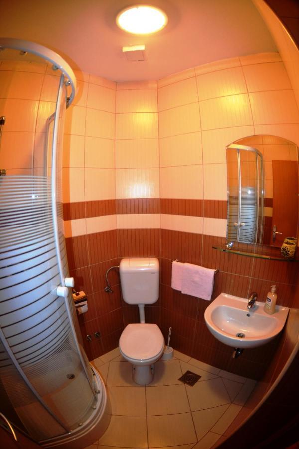 Apartments Belic With Pool Єлса Екстер'єр фото