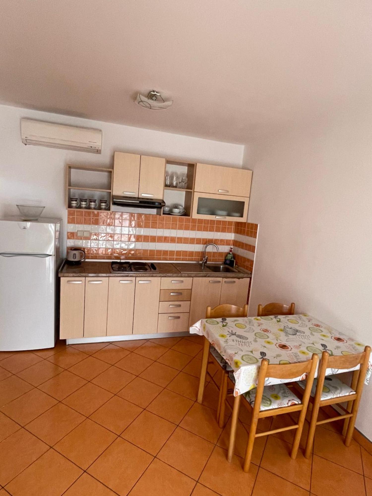 Apartments Belic With Pool Єлса Екстер'єр фото