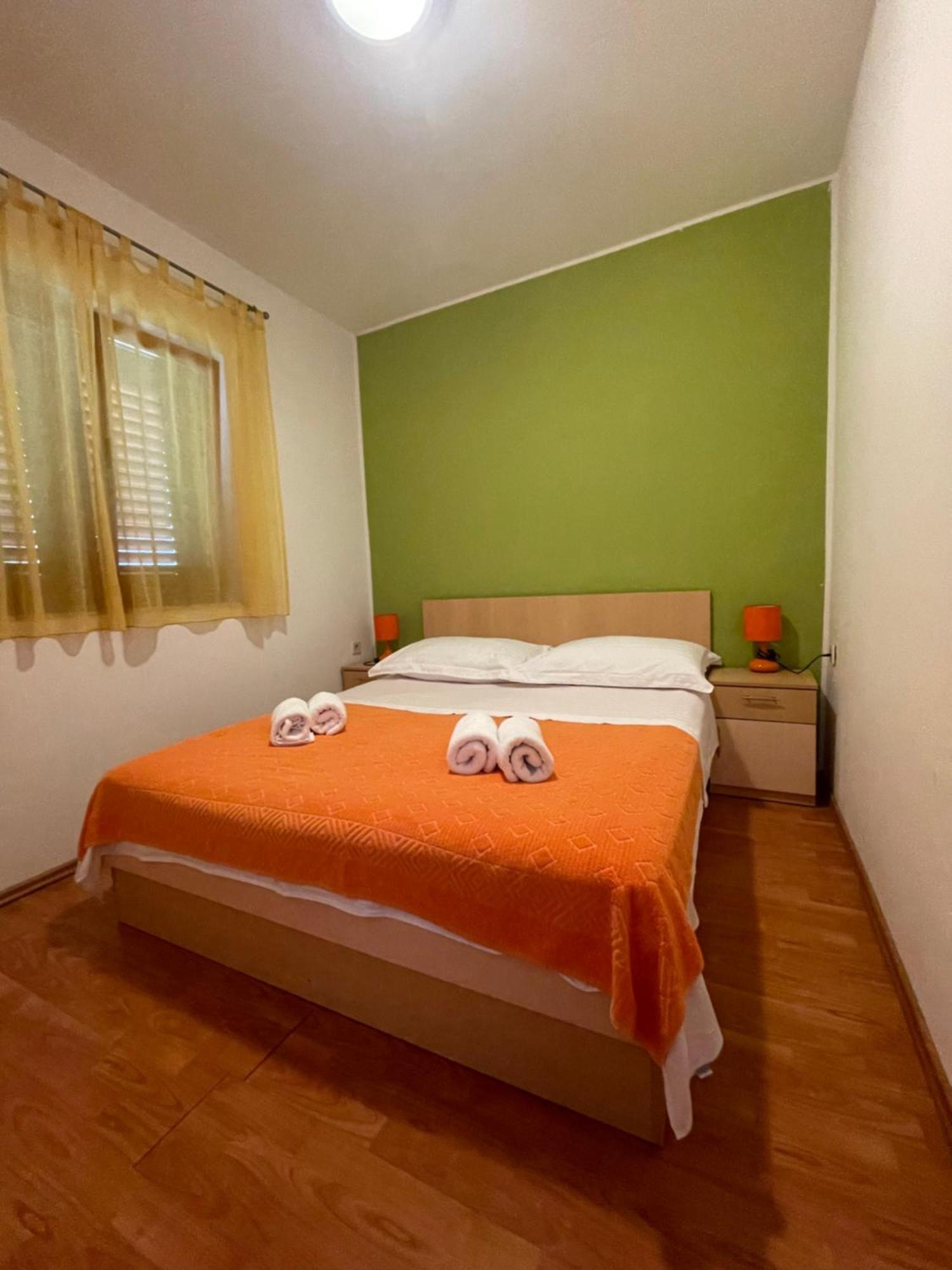 Apartments Belic With Pool Єлса Екстер'єр фото